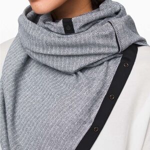 Lululemon Vinyasa Scarf *Rulu - Heathered Herringbone Heathered Black White